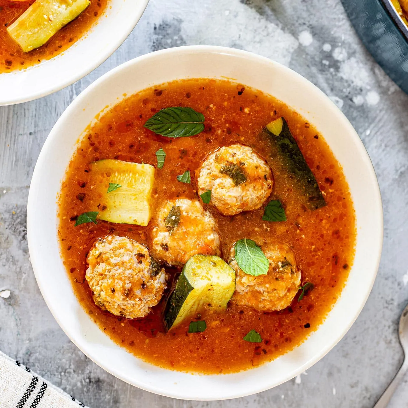 Caldo de Albóndigas