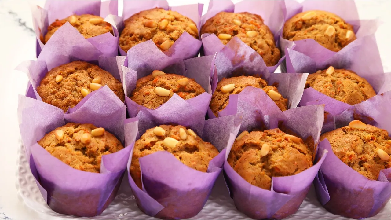 Carrot cake muffins