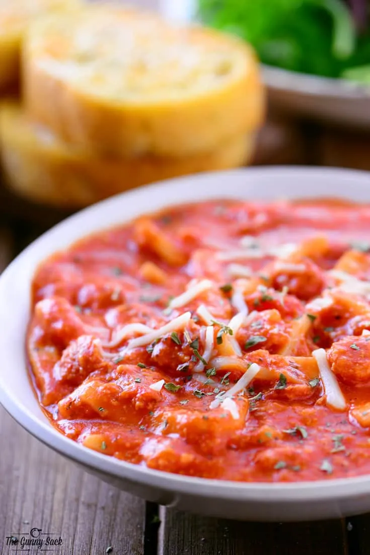 Cheesy Pizza Soup Recipe