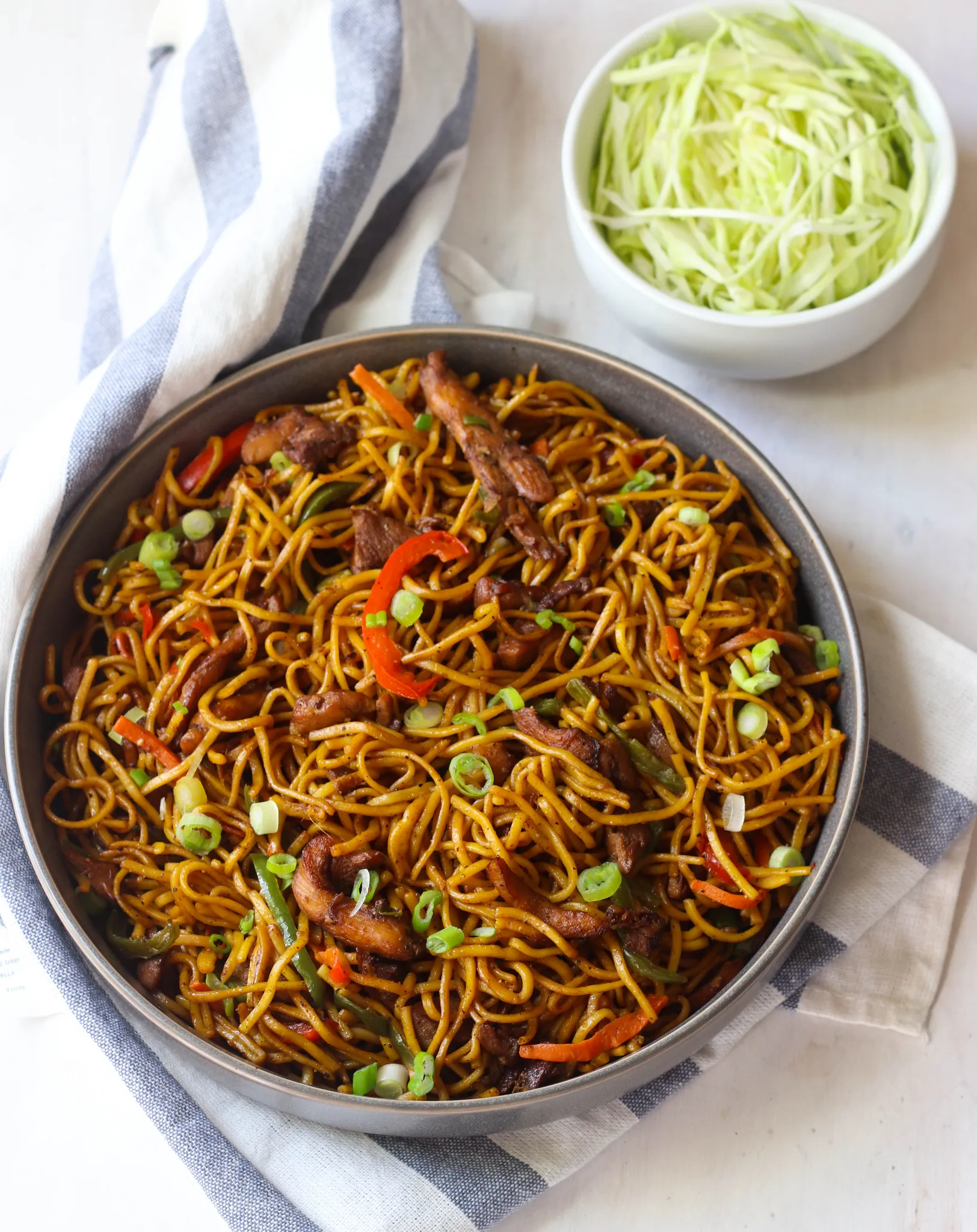 CHICKEN CHOW MEIN