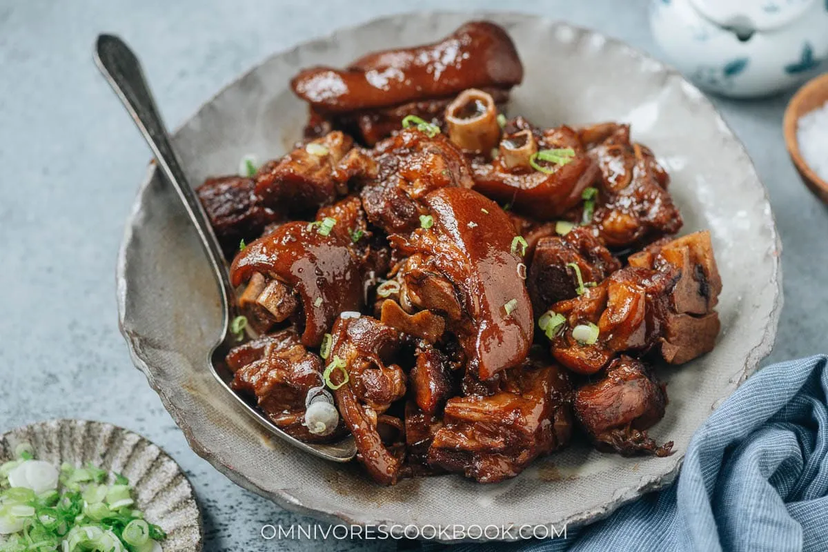 Chinese Braised Pork Trotters