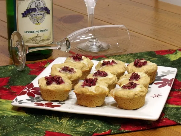 Cranberry Brie Bites