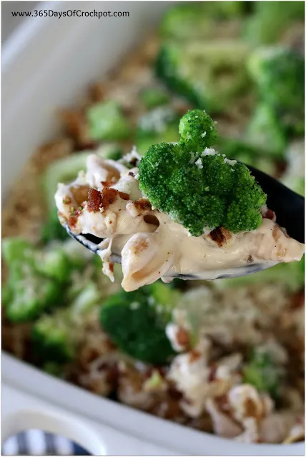 Creamy Bacon, Broccoli and Cauliflower Pasta