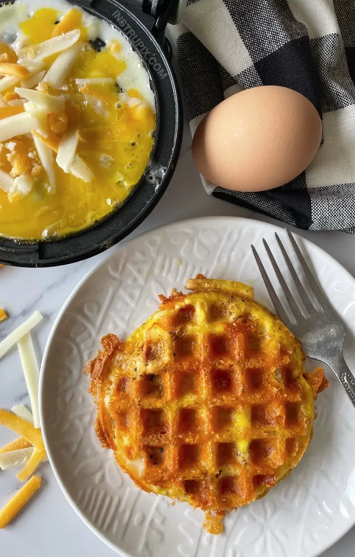 Crispy Mini Waffle Maker Eggs