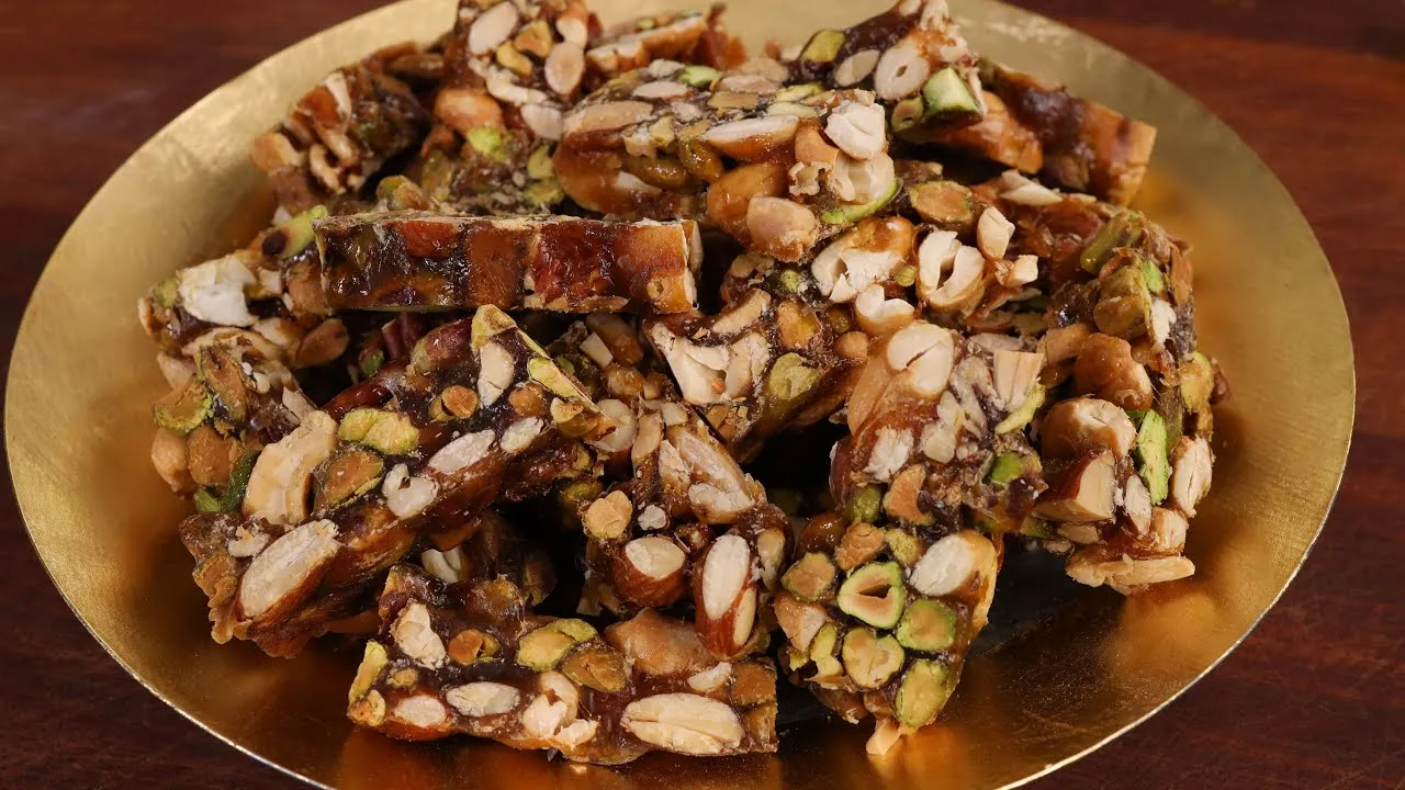 Crunchy Korean nut candy