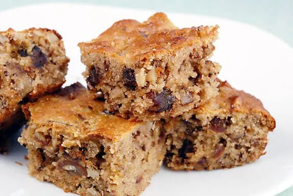 Date Walnut Bars