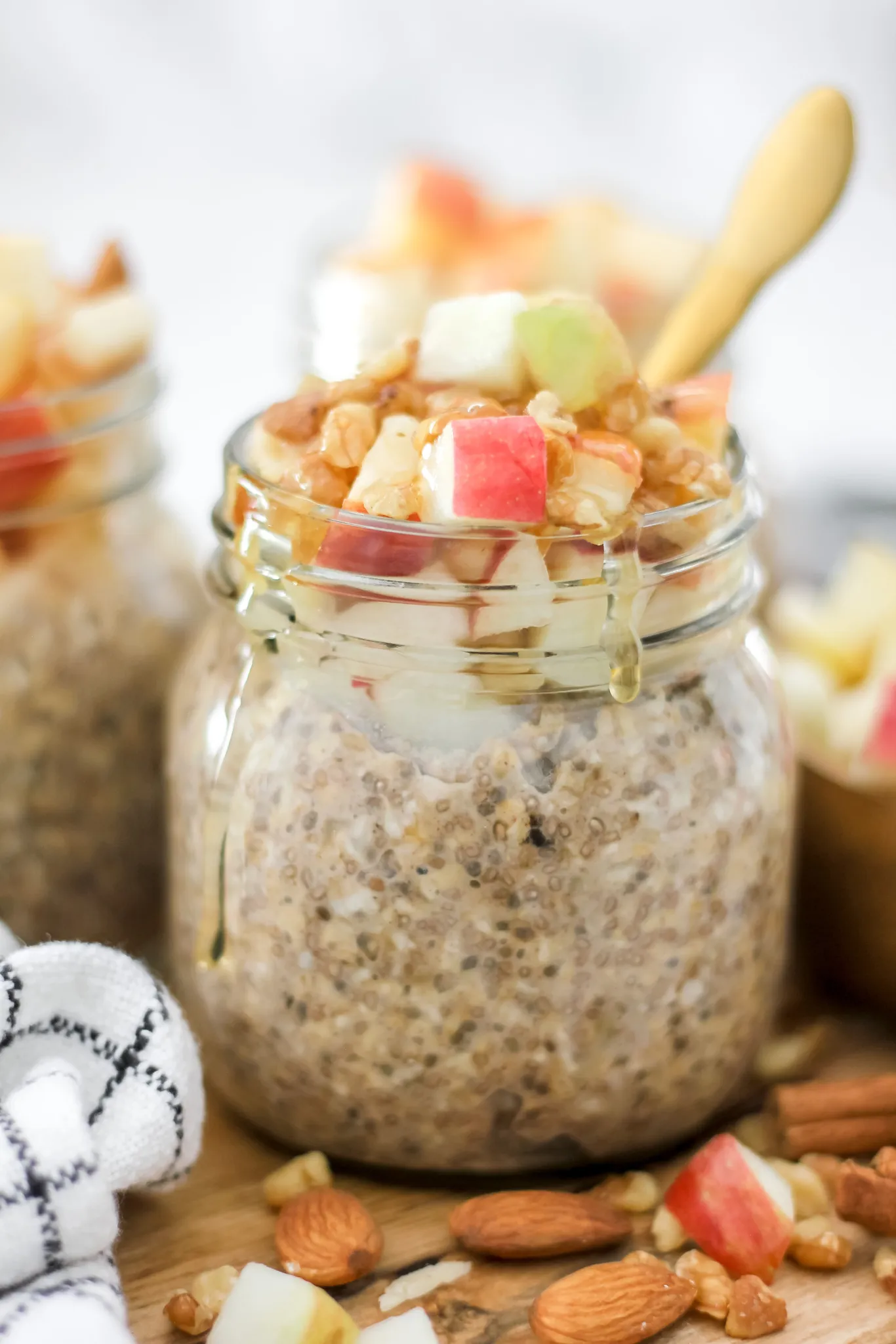 Easy Apple Pie Overnight Oats Recipe