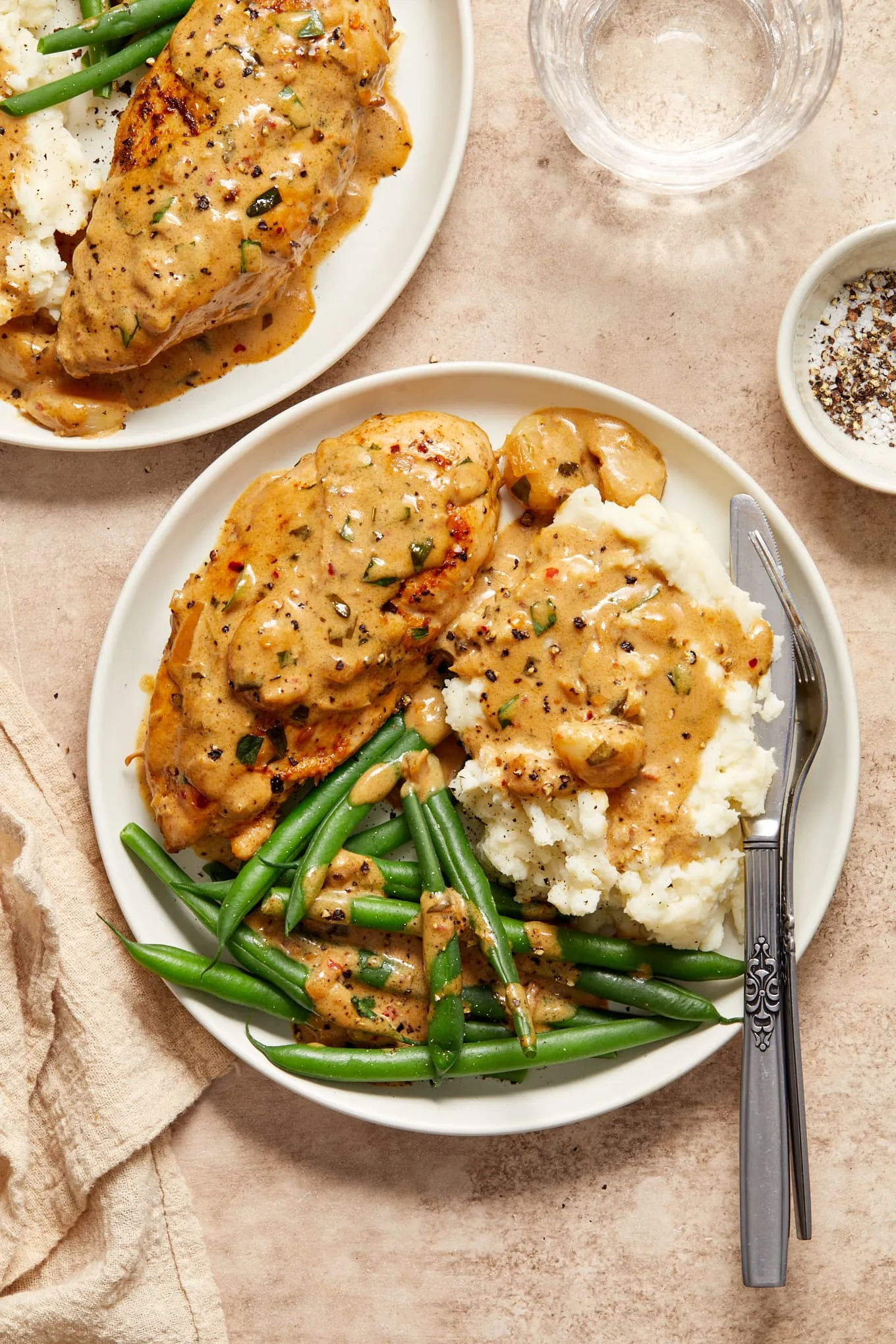 1-Pan, Creamy Garlic Herb Chicken