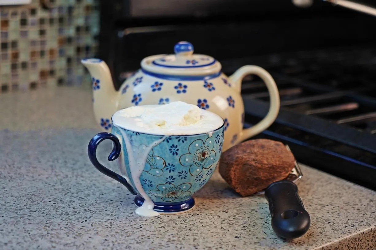 Festive Sorrel Infused Cocoa Tea