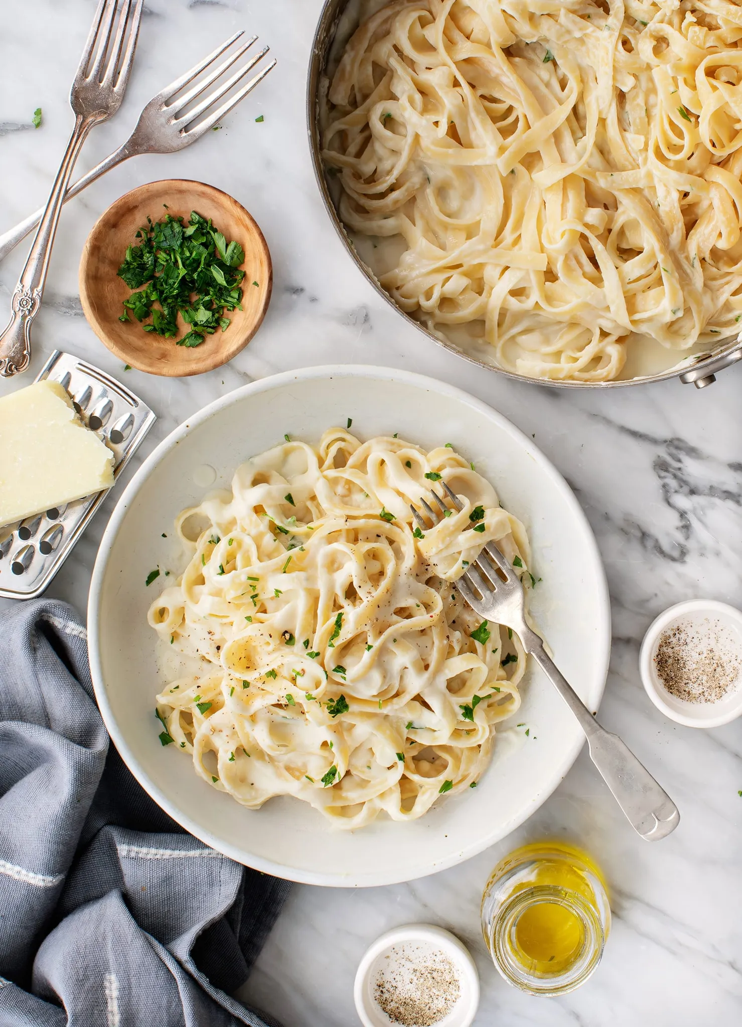 Fettuccine Alfredo