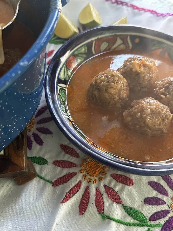 Albondigas en Caldillo de Jitomate Meatballs in a Light Tomato Broth