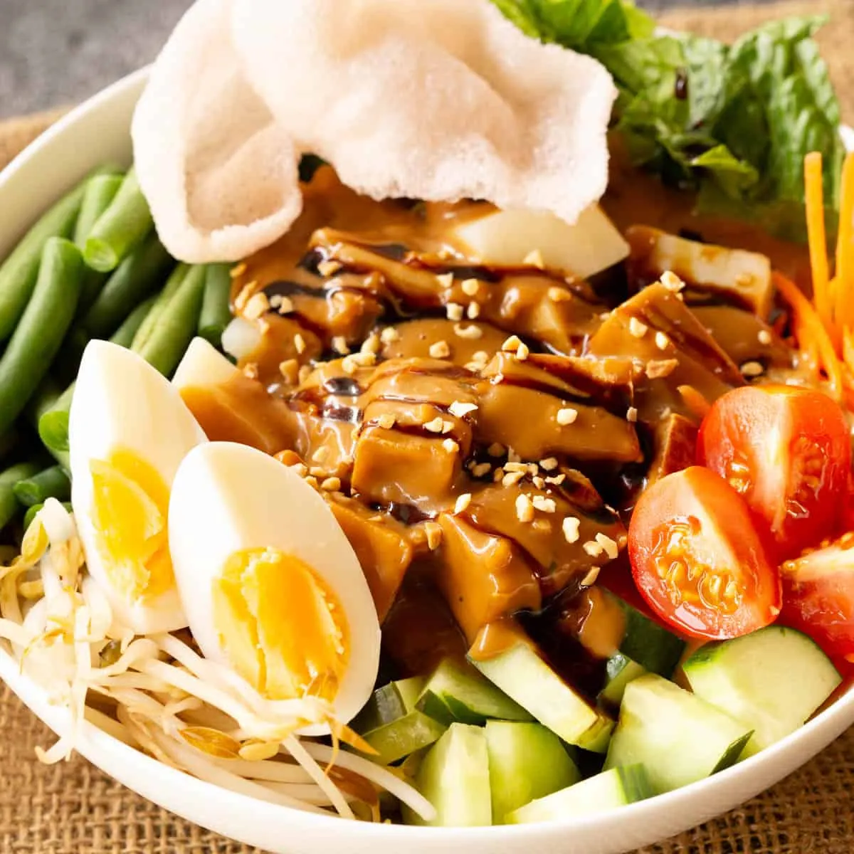 Gado Gado - Indonesian Salad with Peanut Sauce