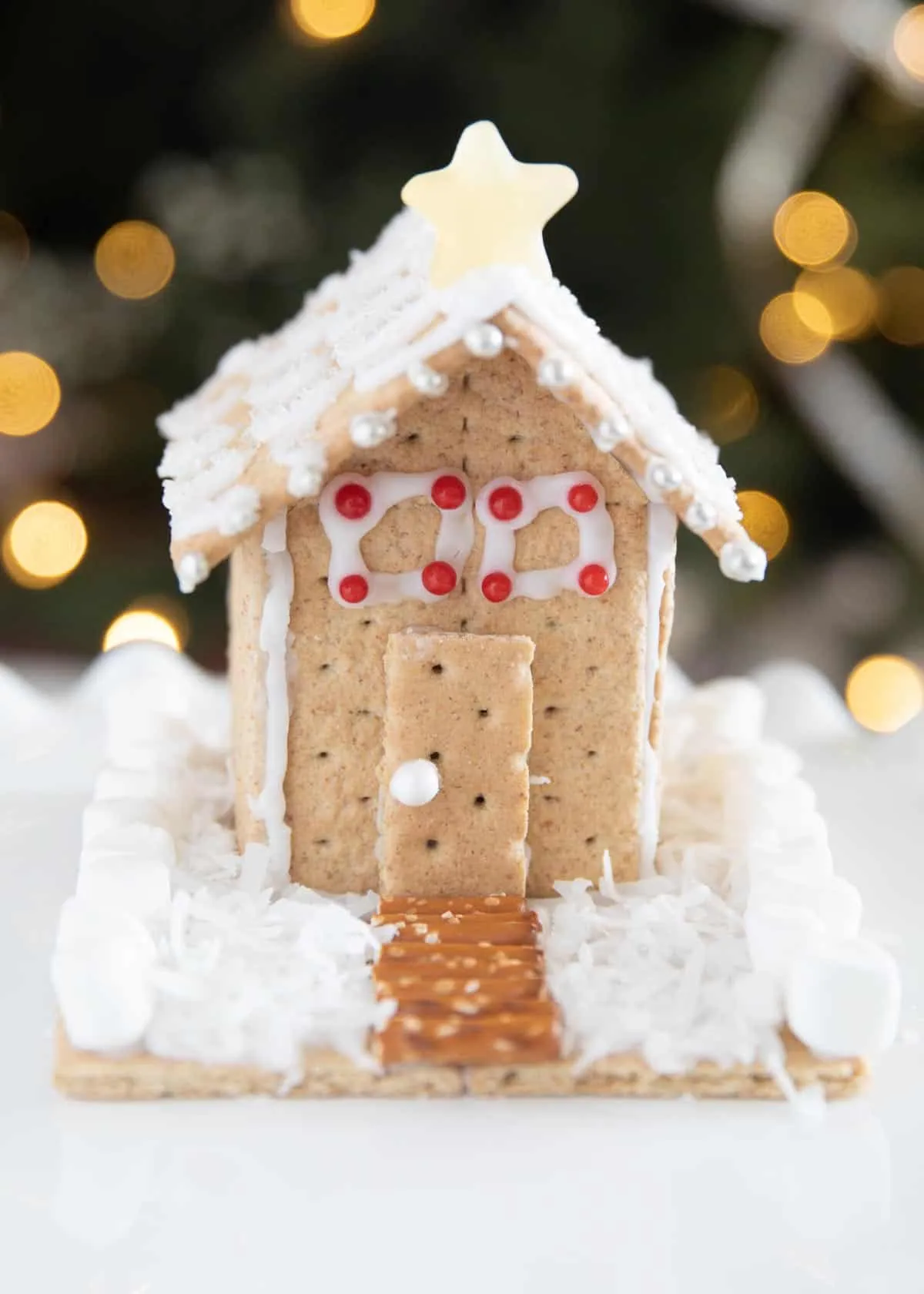 Graham Cracker Gingerbread House