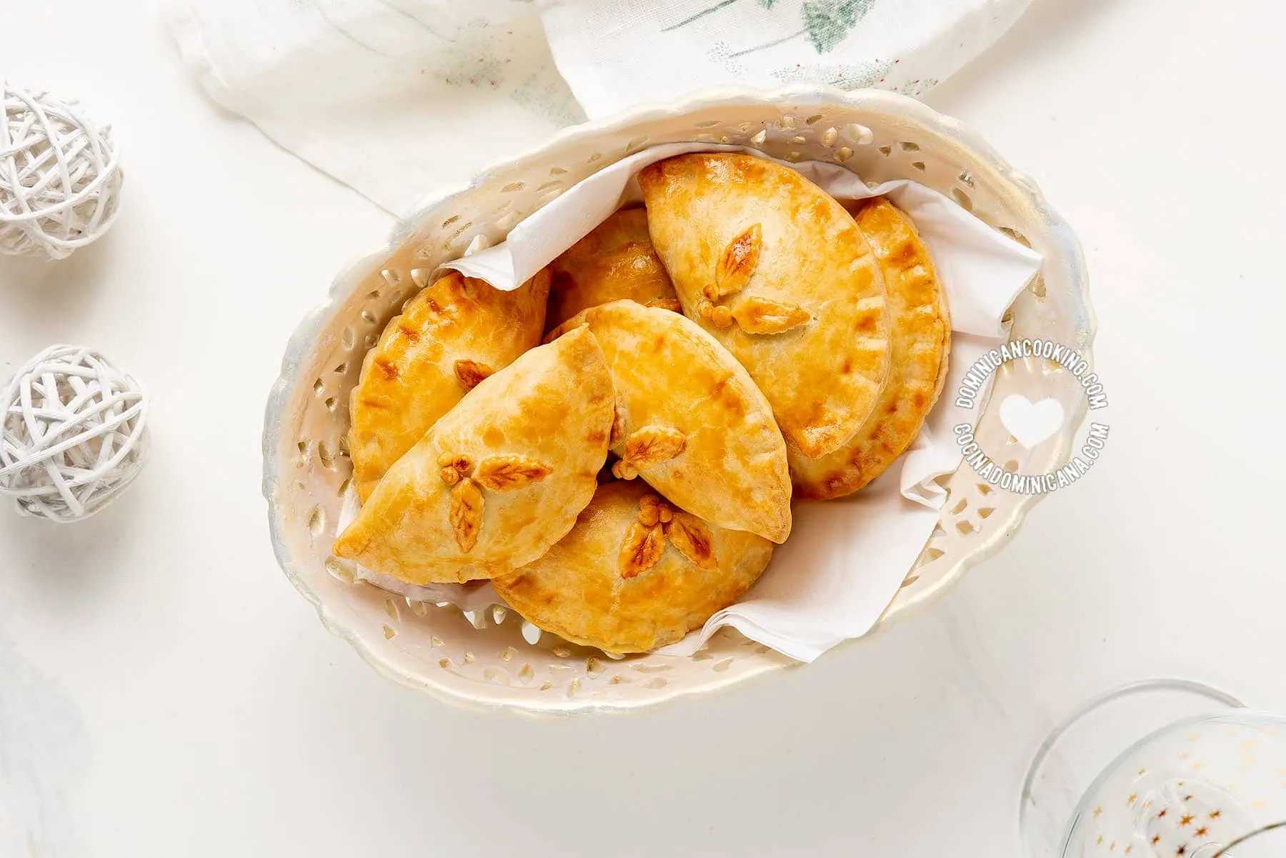Healthy Empanada Dough [Video+Recipe] No Butter Baked Empanadas