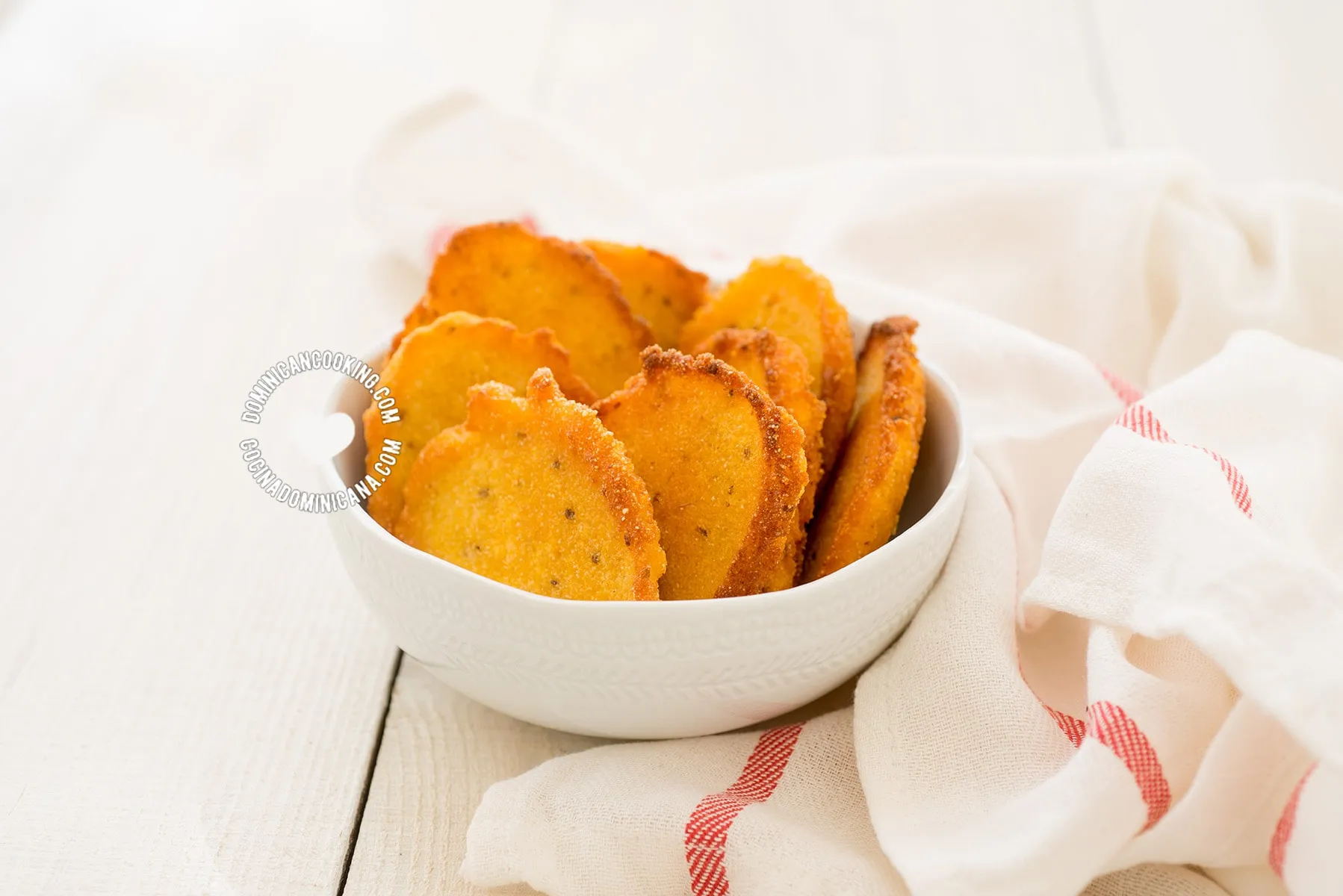Arepitas de Maiz [Video+Recipe] Cornmeal Fritters