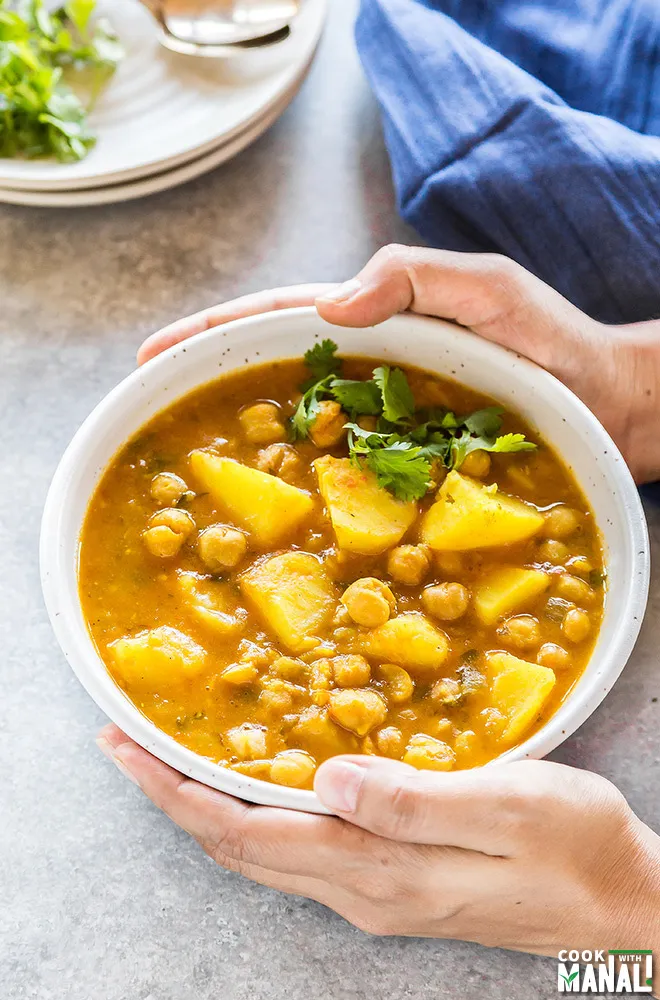 Instant Pot Potato & Chickpea Curry