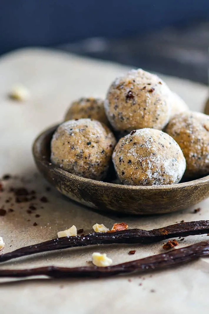 Maple Vanilla Nut Latte Protein Bites