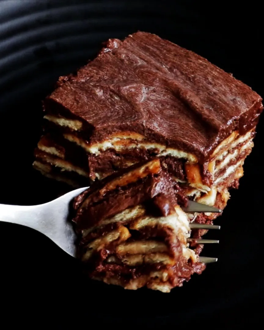 marie buiscuit chocolate pudding.