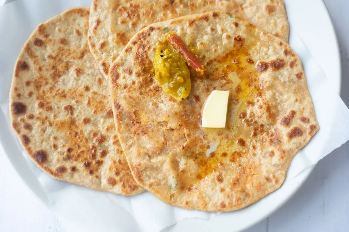 Mooli Paratha