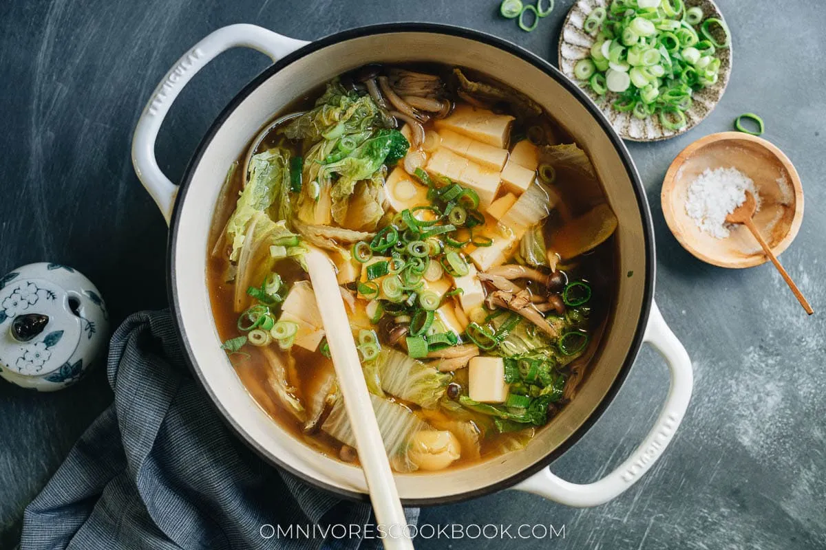 Napa Cabbage Tofu Soup