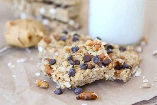 No-Bake Peanut Butter Pretzel Chocolate Chip Granola Bars