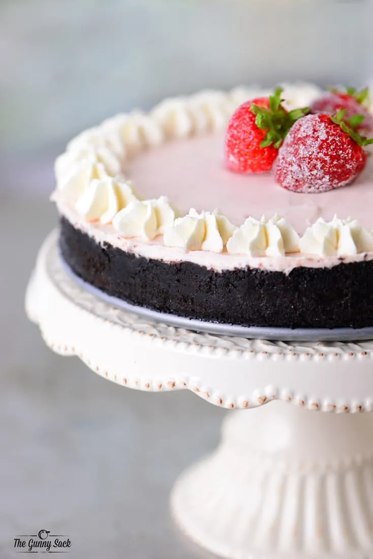 No Bake Strawberry Cheesecake