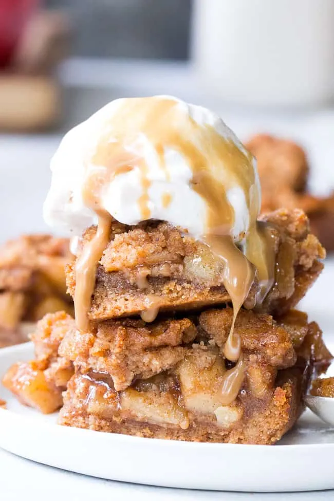 Paleo Apple Pie Bars
