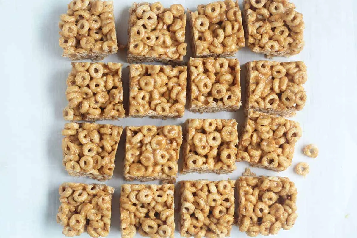 3-Ingredient Cereal Bars