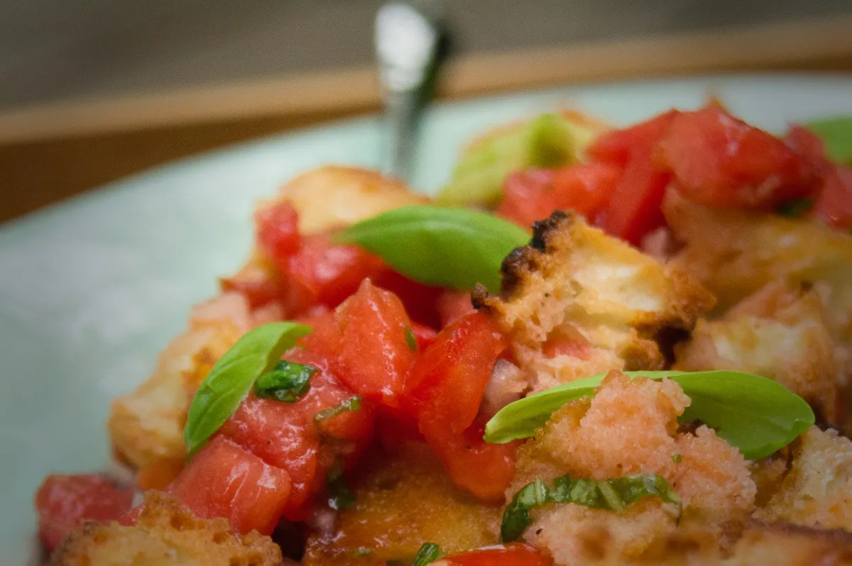 panzanella - tuscan tomato bread salad