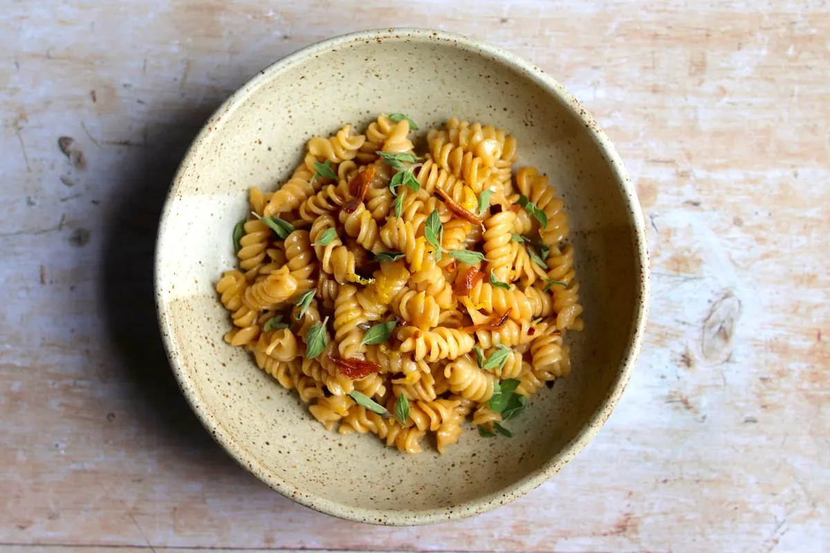 Pasta Aglio e Olio with Lemon