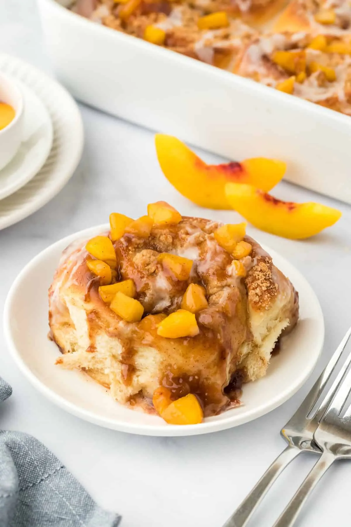 Peach Cobbler Cinnamon Rolls Recipe