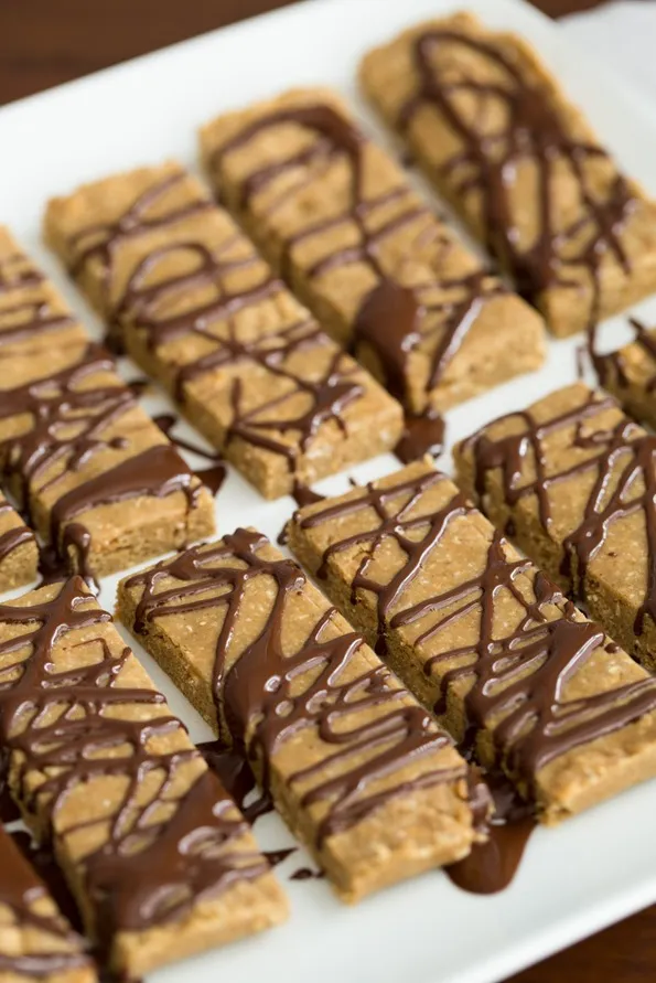 Quick 'n Easy No-Bake Protein Bars