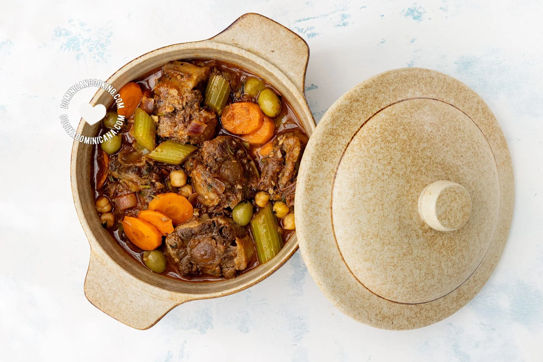 Rabo Encendido or Rabo Guisado [Video+Recipe] Oxtail Stew