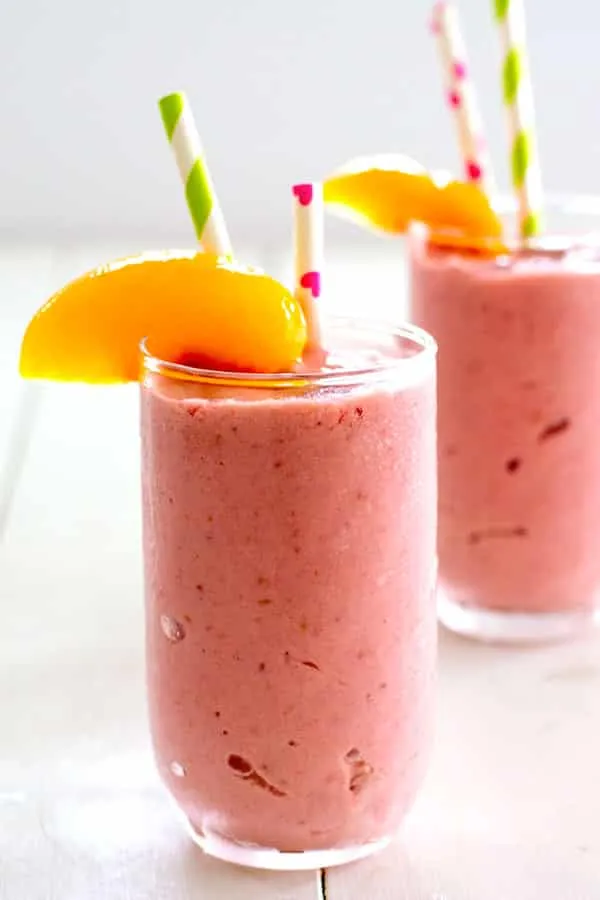 Raspberry Peach Cottage Cheese Smoothie