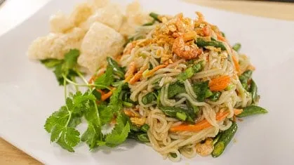 Rice Noodle Salad ยำขนมจีน