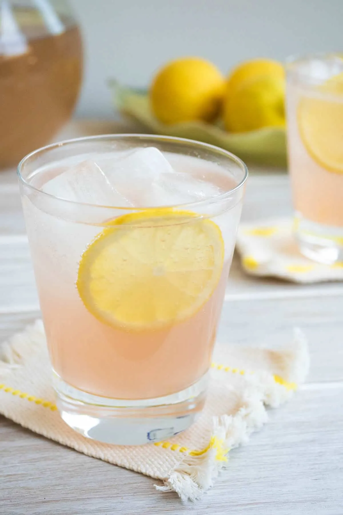 Rosé Lemonade