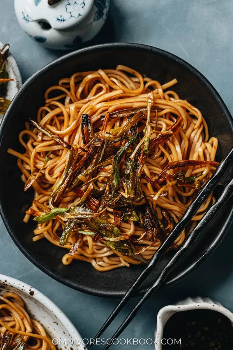 Shanghai Scallion Oil Noodle