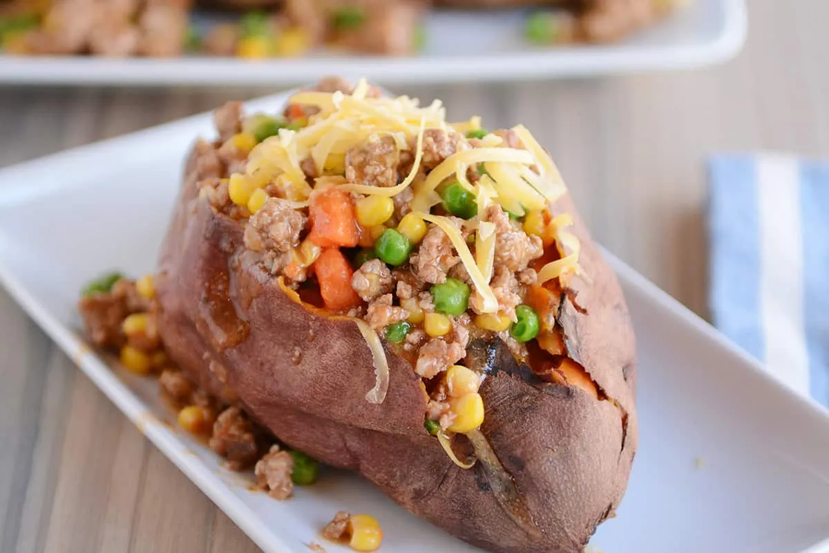 Shepherd's Pie Baked Potatoes