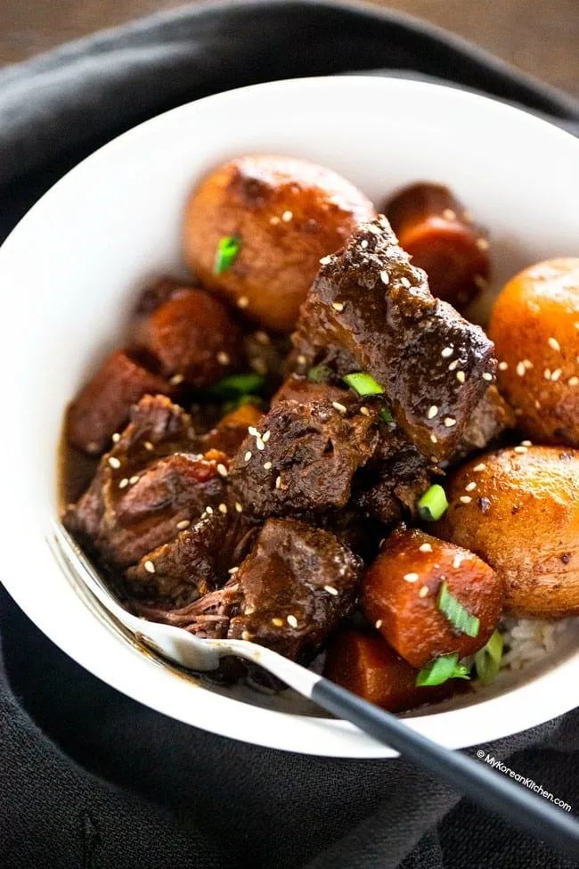 Slow Cooker Korean Short Ribs