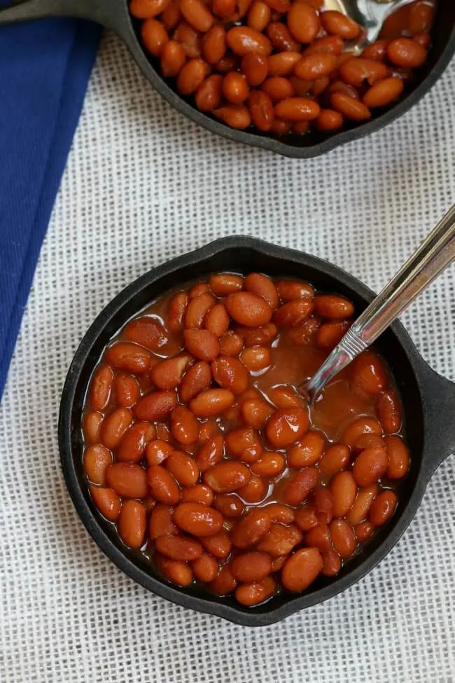 Slow Cooker Savory Baked Beans