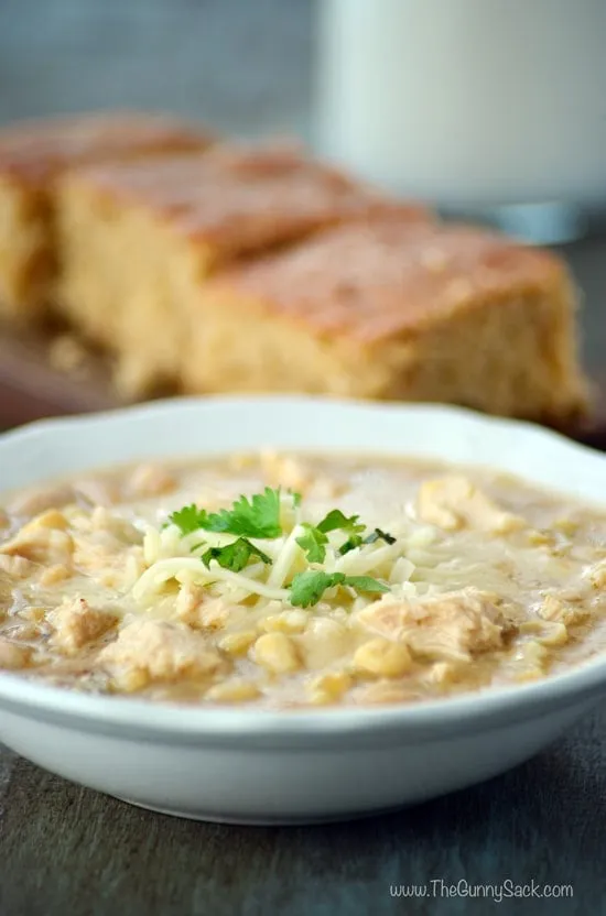 Slow Cooker White Chili With Chicken