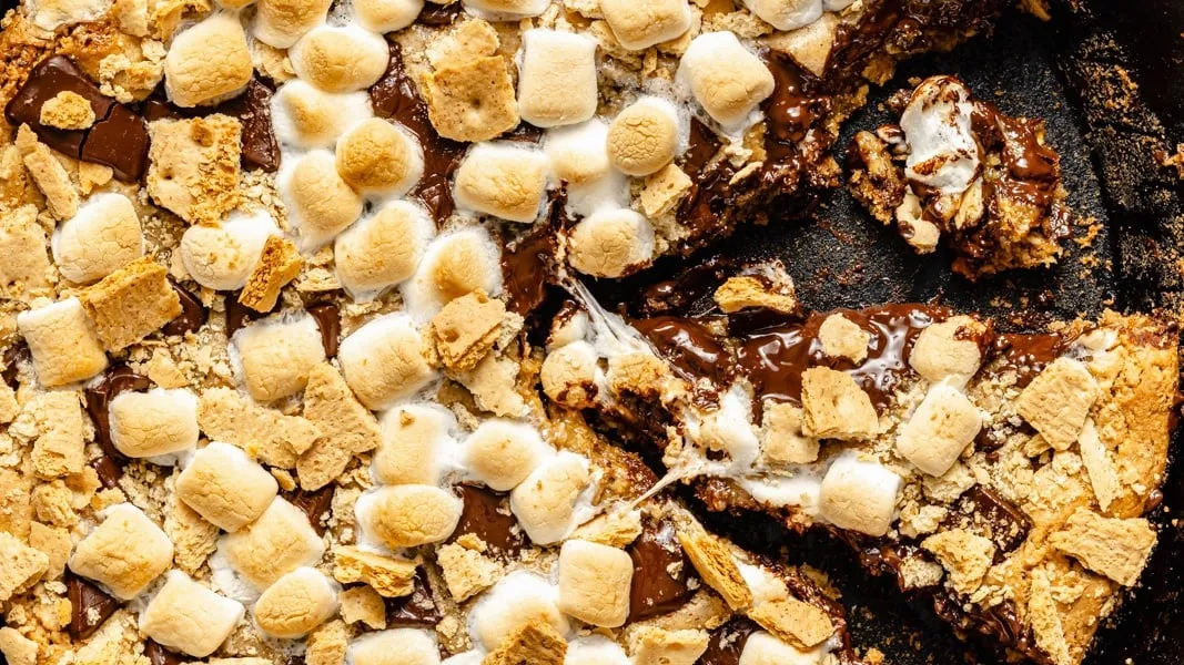 S’mores Peanut Butter Cookie Skillet
