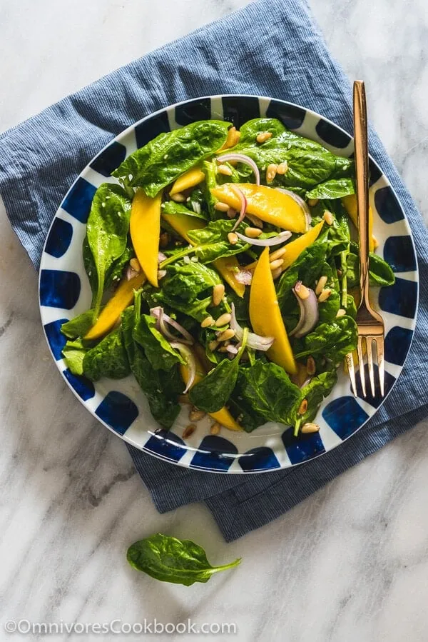 Spinach Salad with Mangoes