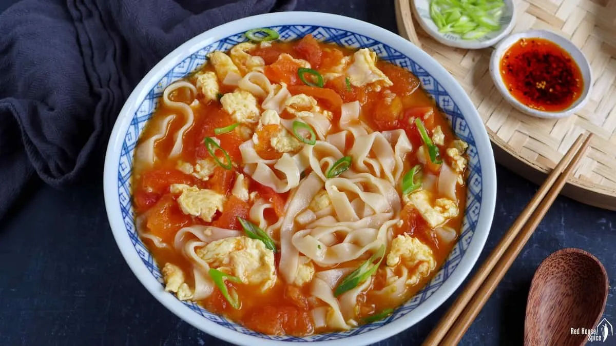 Tomato and Egg Noodle Soup