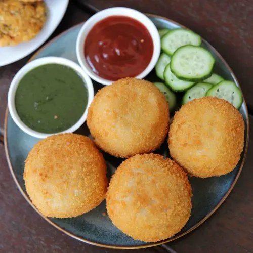 ब्रेड बॉल्स रेसिपी | bread balls in hindi | ब्रेड पोटैटो बॉल्स | ब्रेड बाईट्स रेसिपी